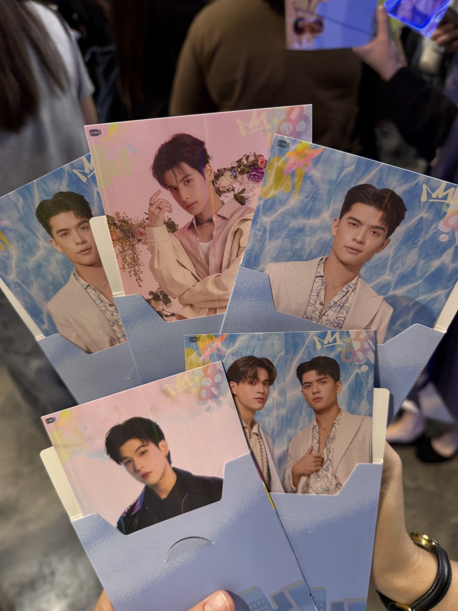 ~🧡🌻~ tweet media