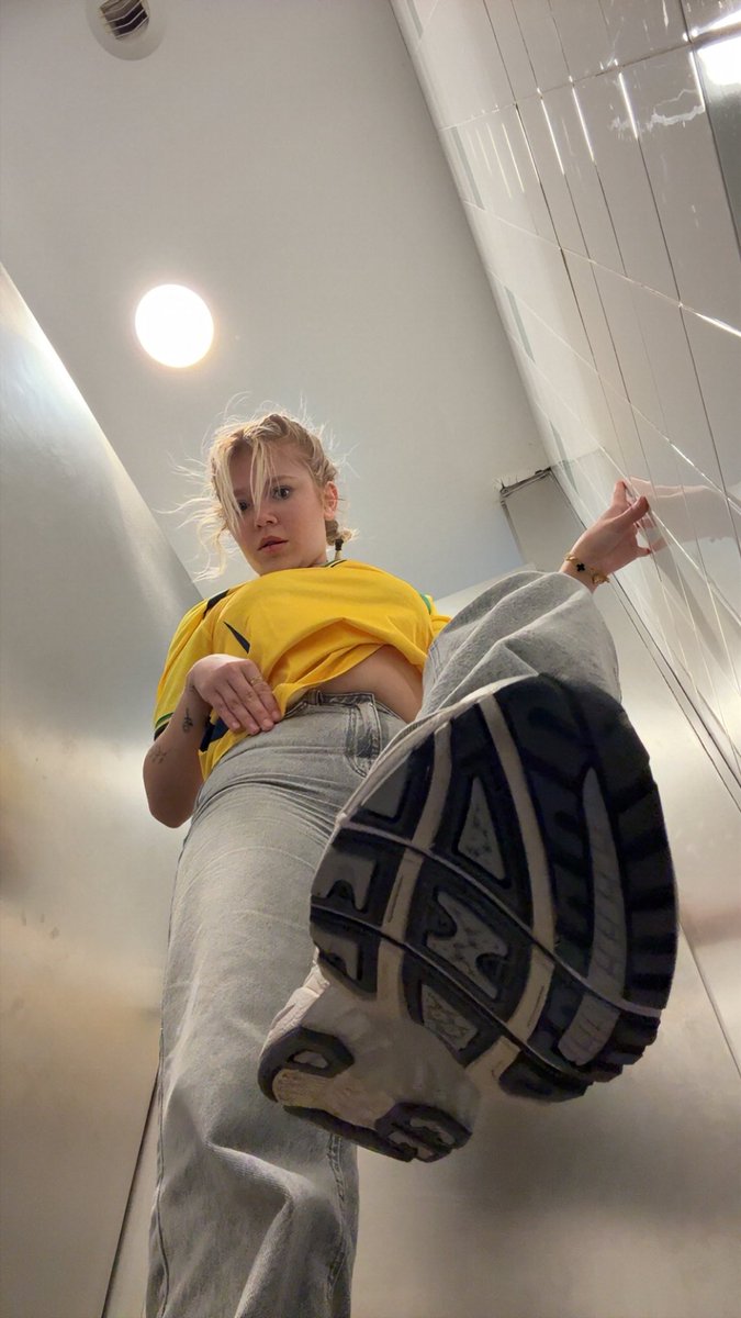 Aureliax tweet media