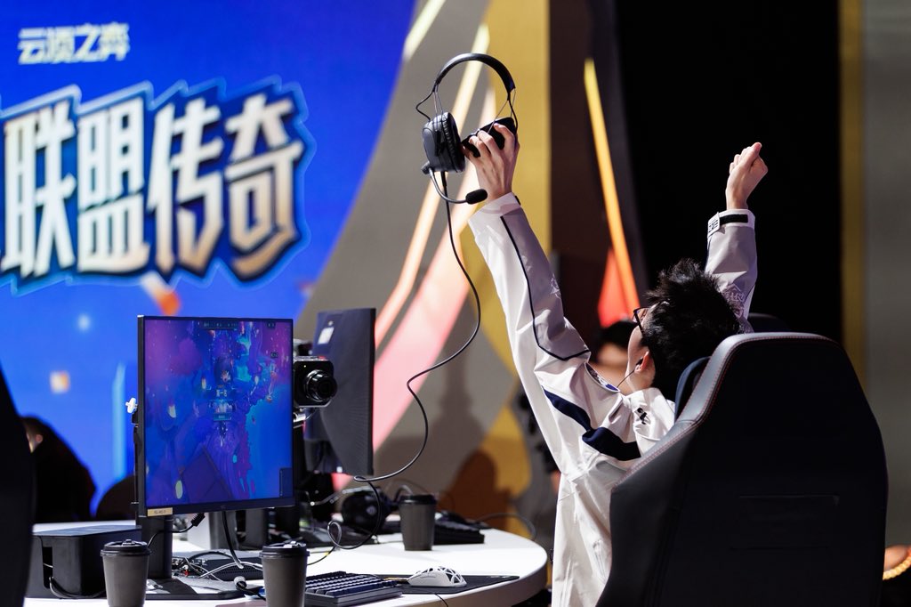 cnFrag_Fk's tweet photo. Huanmie win TOC spring 2026🏆 https://t.co/r7o7lKhhsp