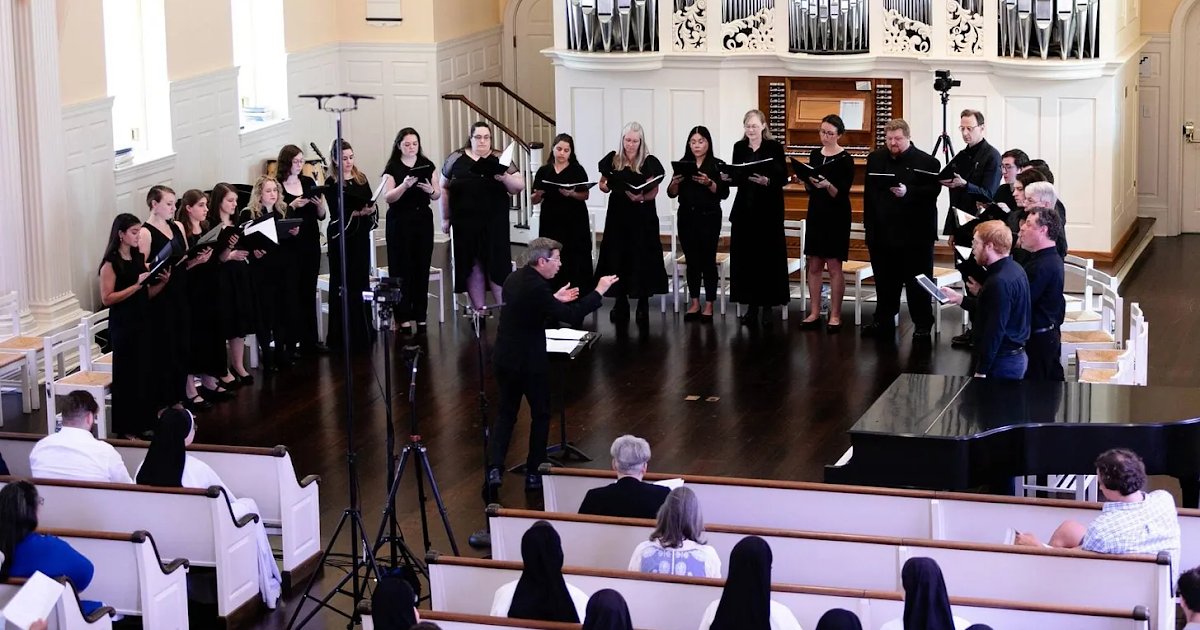 New Liturgical Movement tweet media