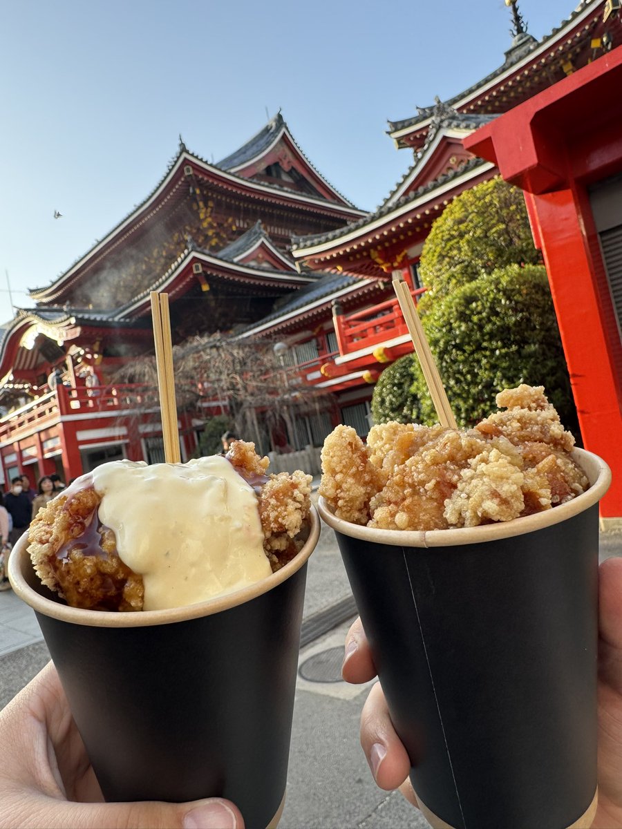 タケツー tweet media