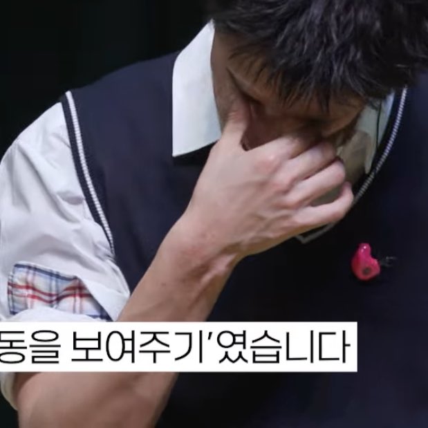 dailyjames tweet media