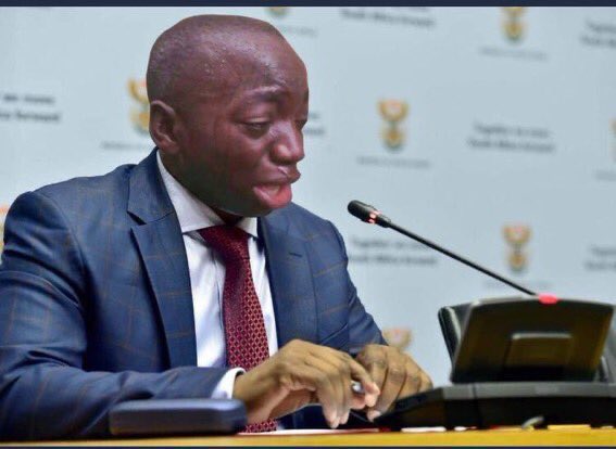 ツ Lord Ori tweet media