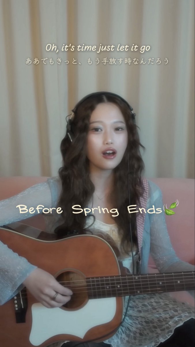 hibi_2f's tweet image. 今日の動画🐝💨
ぜひ聴いてね🎧ˎˊ˗ 
▶︎vt.tiktok.com/ZSuo6qyWj/

Before Spring Ends 🍃/ 王OK&amp;amp;李天责 
#Beforespringends #cover #singing #弾き語り
いいねとコメントフォローまってるよん‼︎