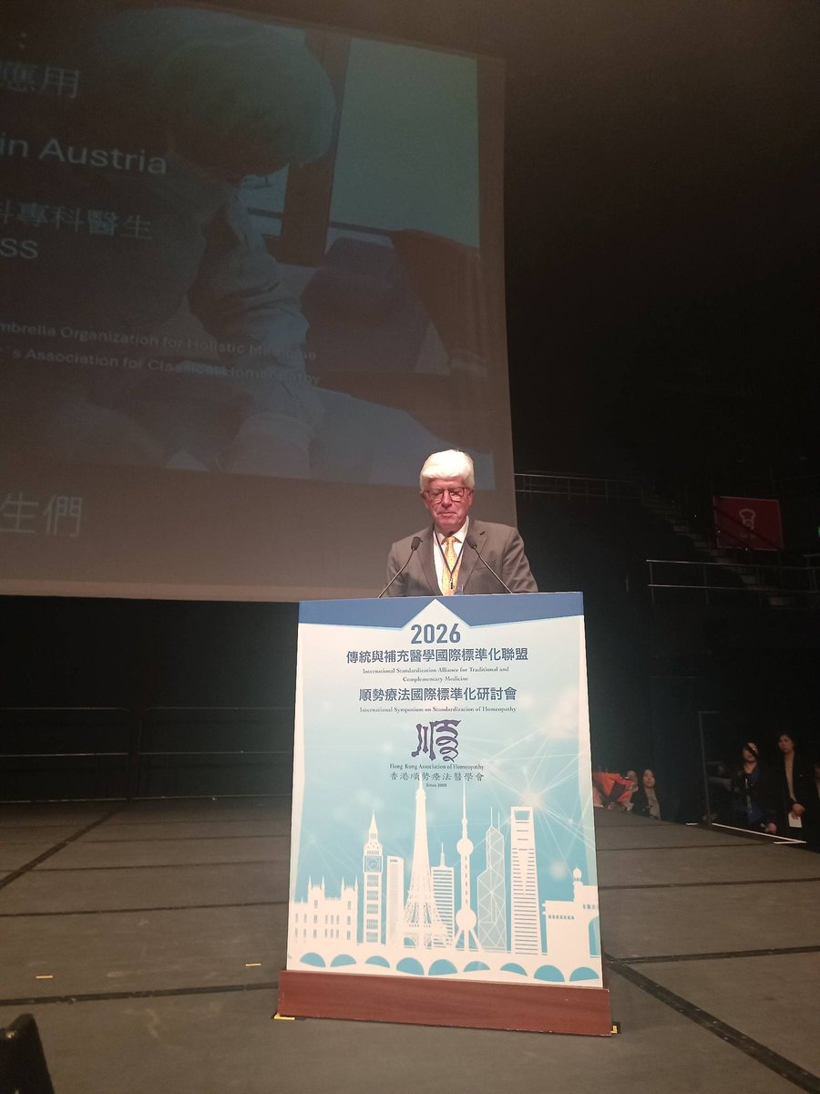 HomeopathyHK's tweet photo. #symposium2026 《#Homeopathy #順勢療法 in Integrative Medicine》
Keynote 4 | Integrative ICU Care – Austria 🇦🇹
Prof. Michael Frass shared how homeopathy can be used alongside standard ICU treatment—supporting respiratory care and recovery.
#HKAH #ICU
https://t.co/sXrc2NR5Uk https://t.co/yV3IiF050i