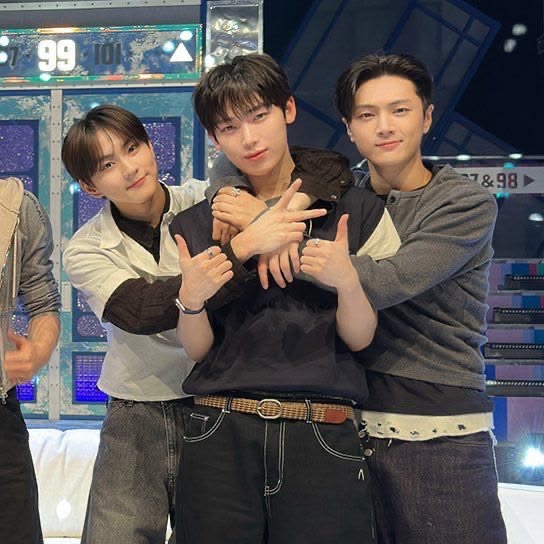 cookie.. tweet media