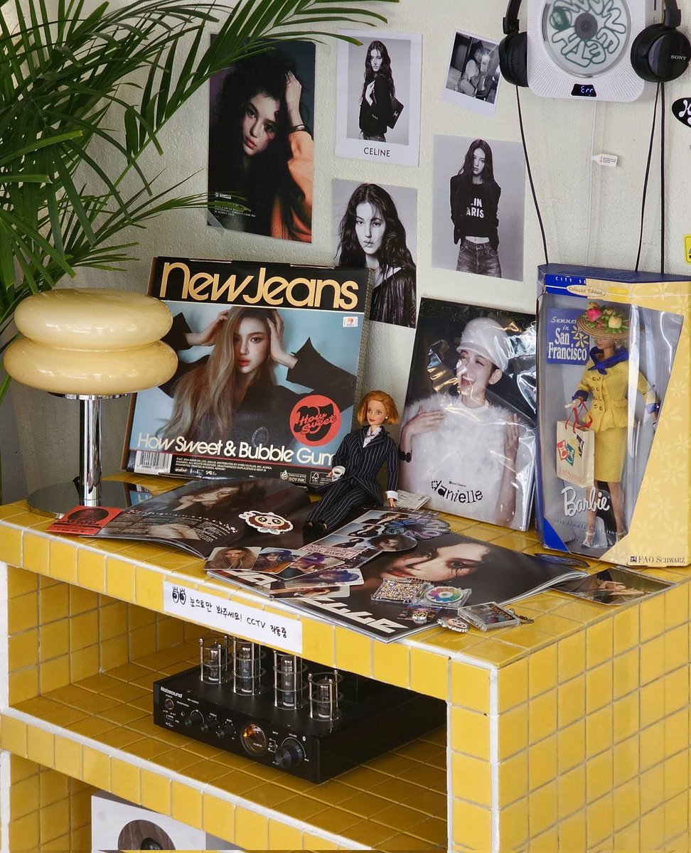 ⁷₂² tweet media