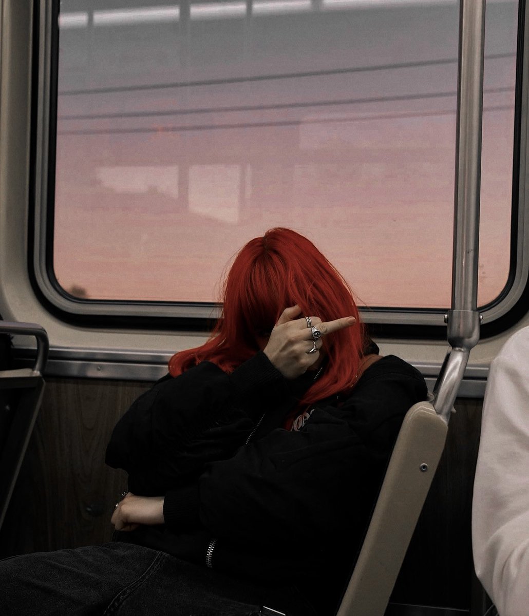 ๐๐ฌ๐ก. tweet media