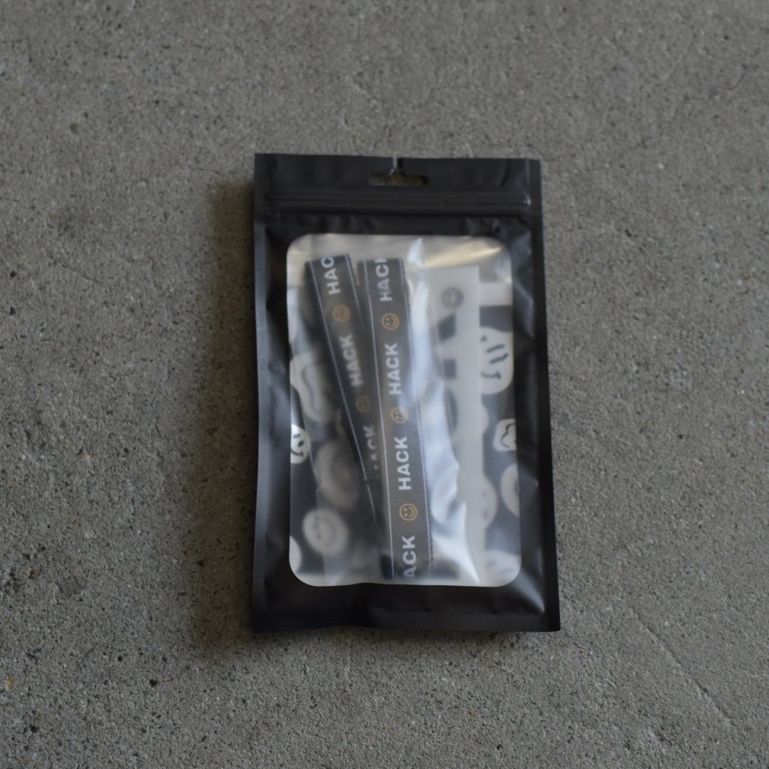 HACK☺︎ tweet media