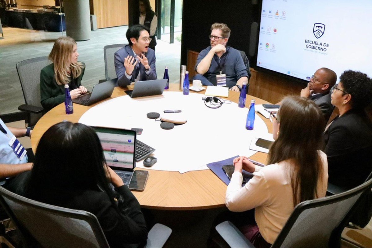 Operation Smile tweet media