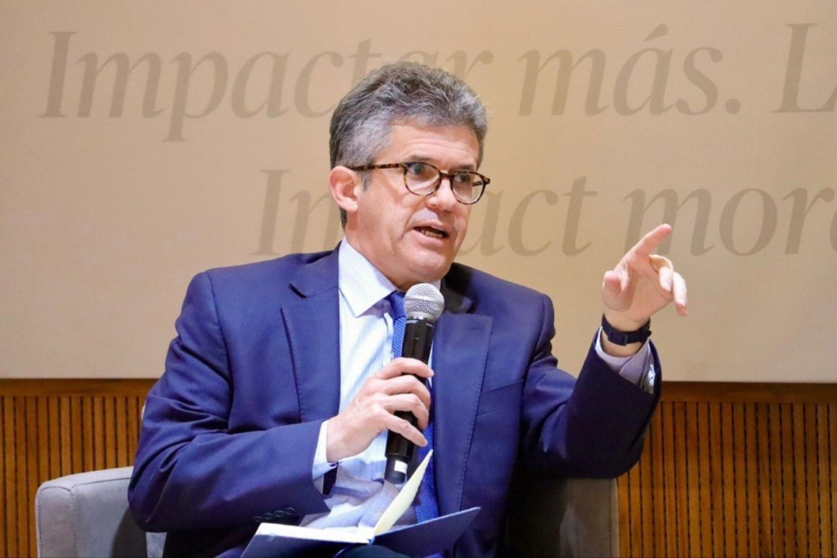 Operation Smile tweet media