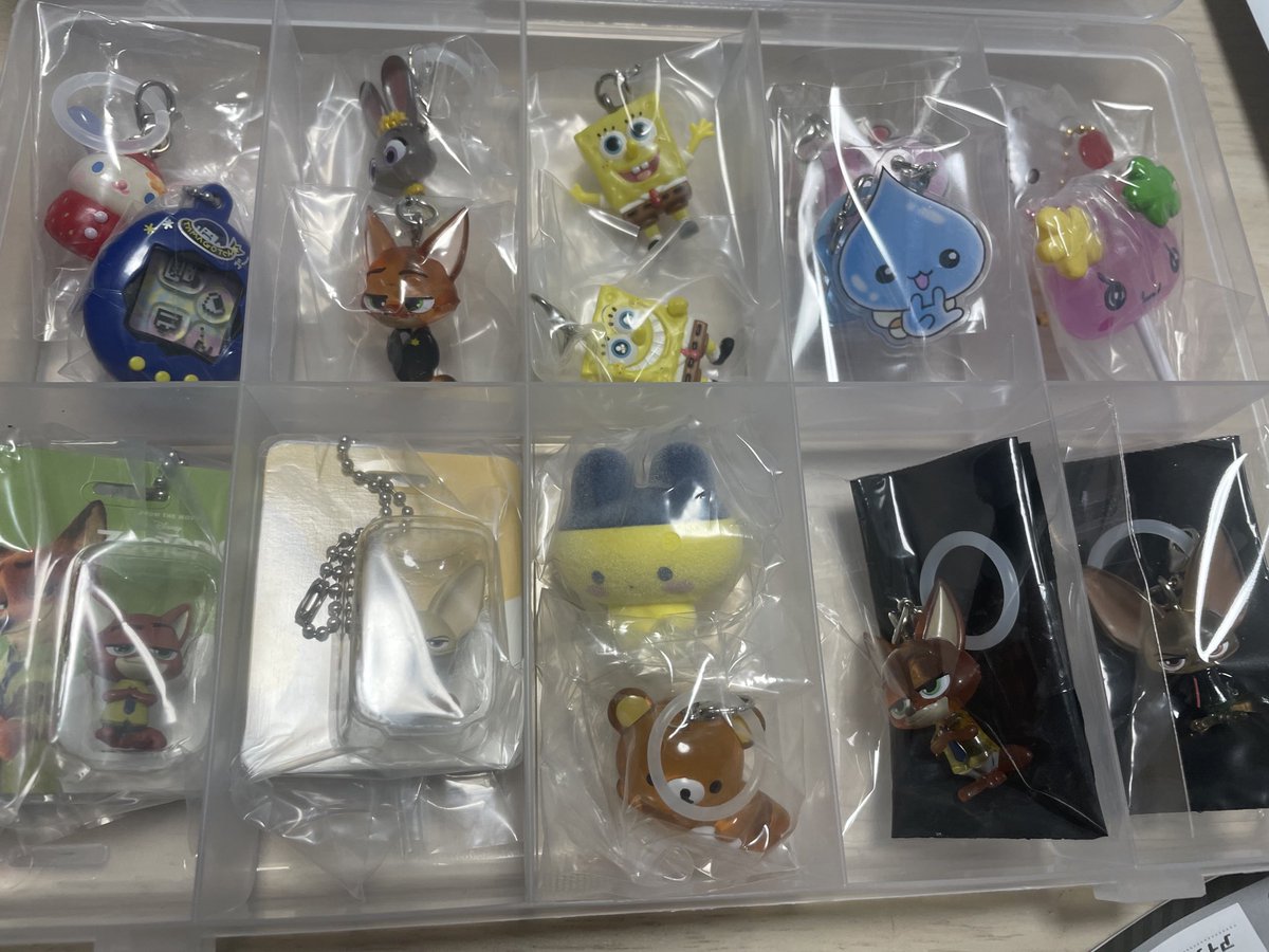 あかいと tweet media