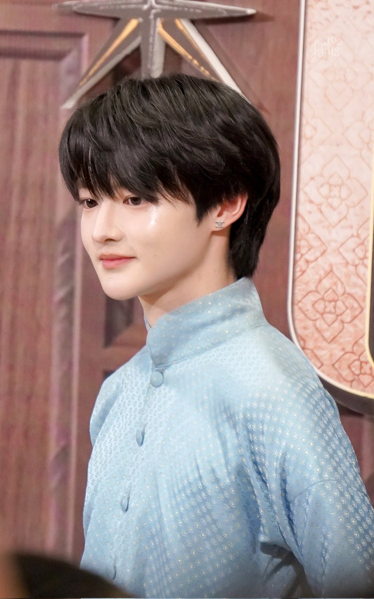 แพ้แก้ม tweet media