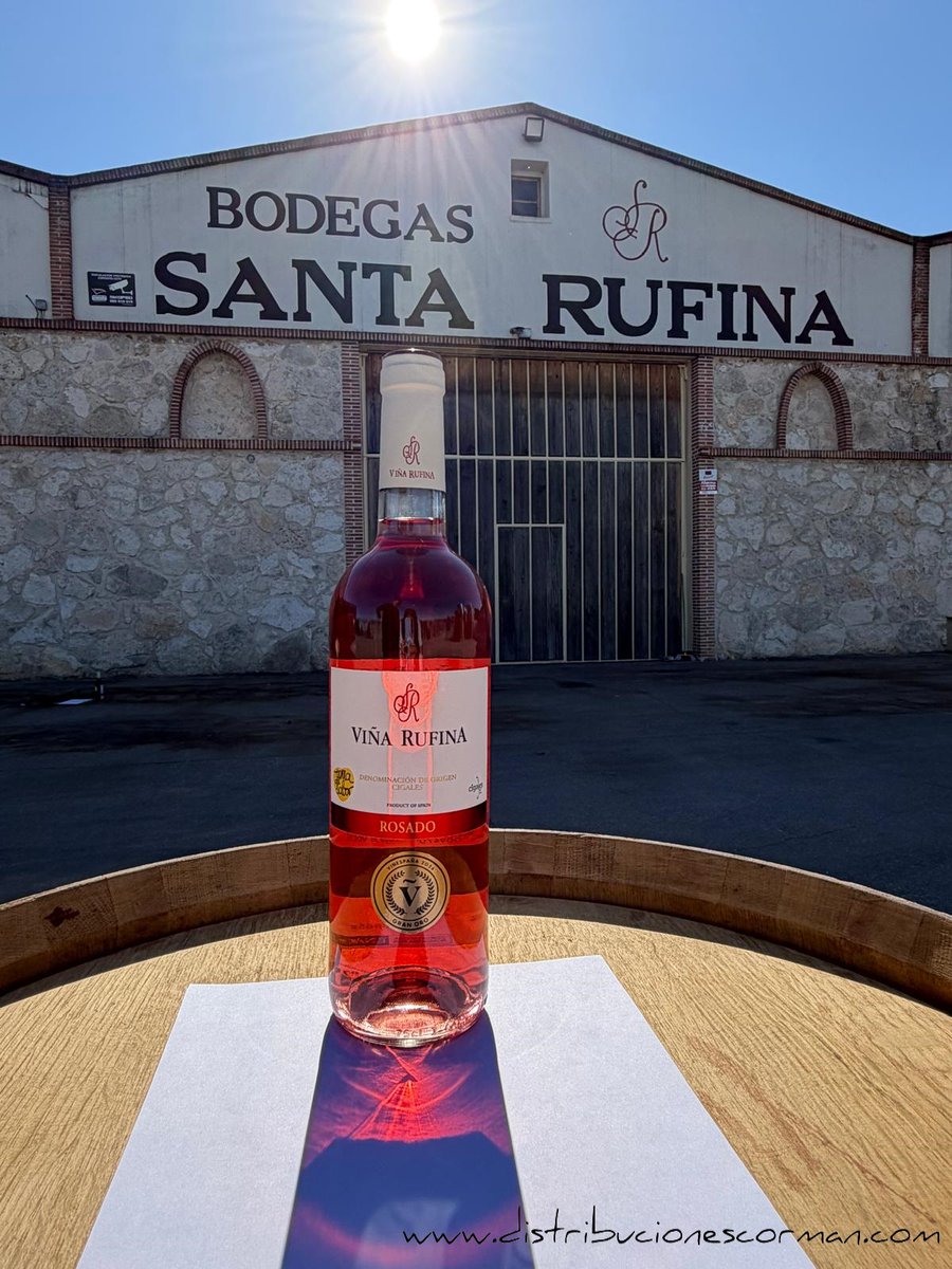 distCorMan's tweet photo. El #rosado Viña Rufina con #DOCigales es un #vino con gran intensidad aromática que da paso a un sabor sorprendente, atractivo, fresco y armonioso.
https://t.co/4dFrO58AzH
#VinoRosado #denominaciondeorigen #SantaRufina #cigales #Valladolid #vinos #vinosrosados #vinosespañoles https://t.co/BhAHeTlotW