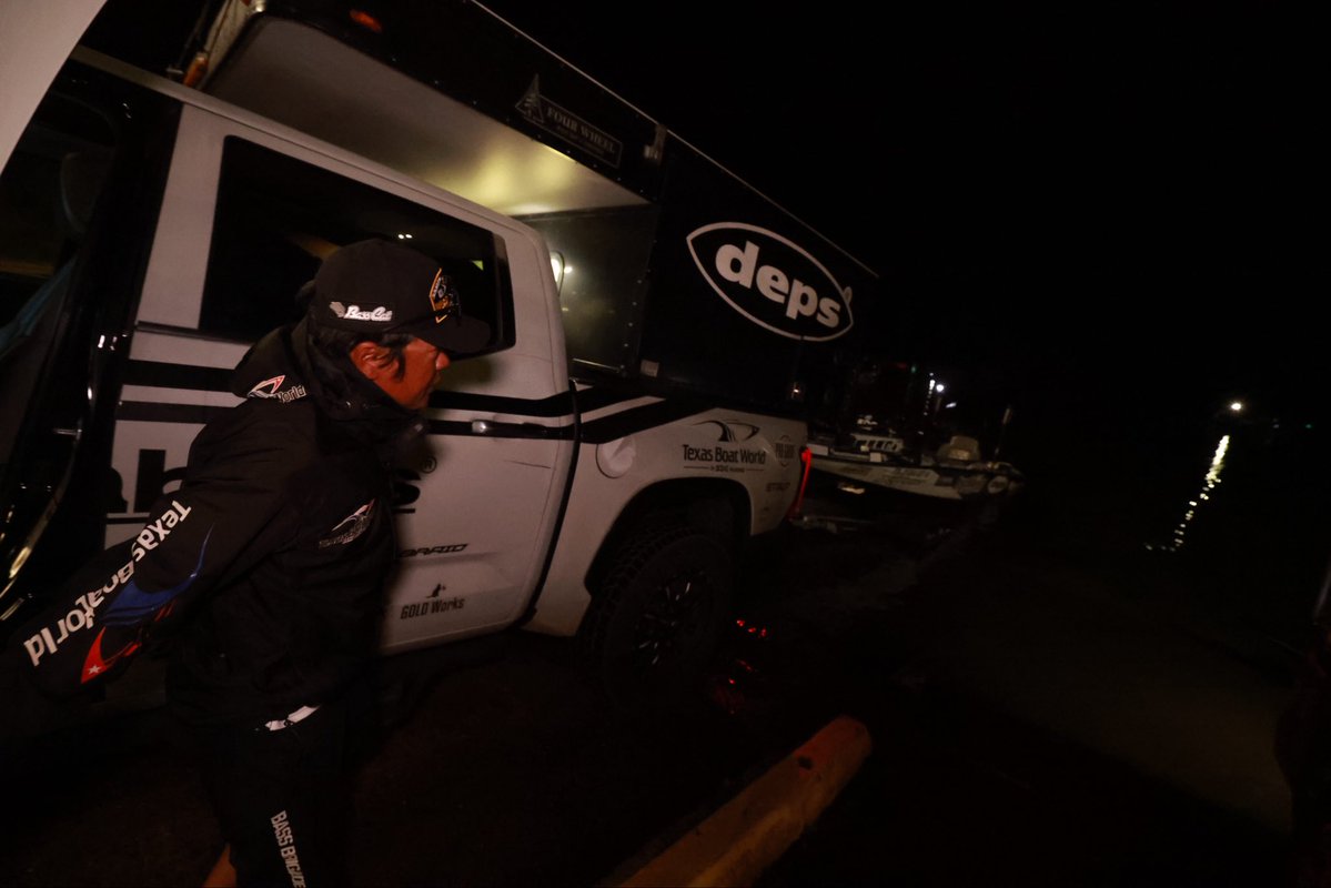 Texas Boat World tweet media