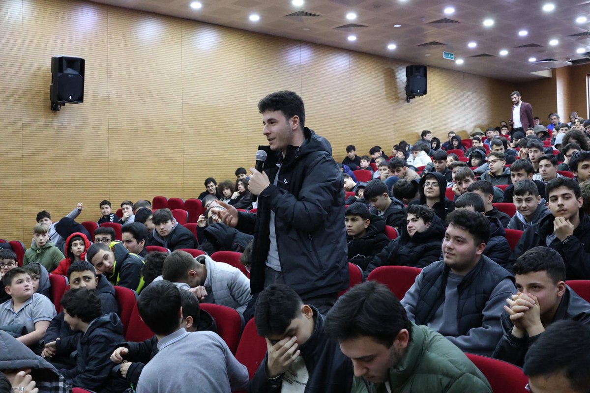 Rih_der's tweet photo. 📍 Rize Anadolu İmam Hatip Lisesi

RİHDER – Rize İmam Hatipliler Derneği olarak, Rize Anadolu İmam Hatip Lisemizde, Rize Milletvekilimiz Sn. Harun Mertoğlu’nun katılımıyla “Aynı Sırayı Paylaşanlar” başlıklı anlamlı ve ilham verici bir program gerçekleştirdik. https://t.co/4nG99iZQUp