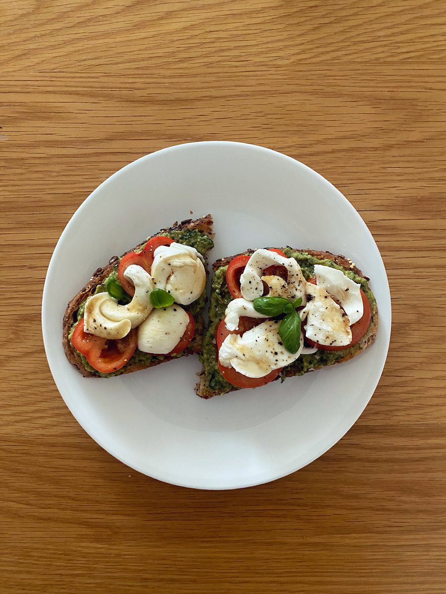 lyra 🌟 tweet media