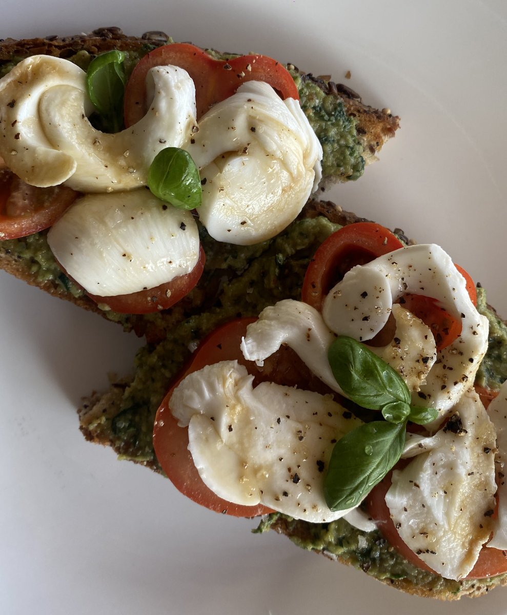 lyra 🌟 tweet media