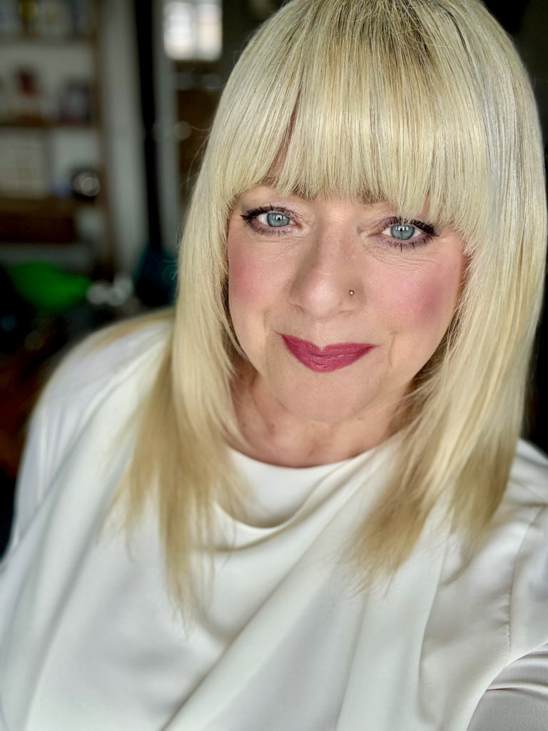 Ćh💋ryl 👩🏼👗 tweet media