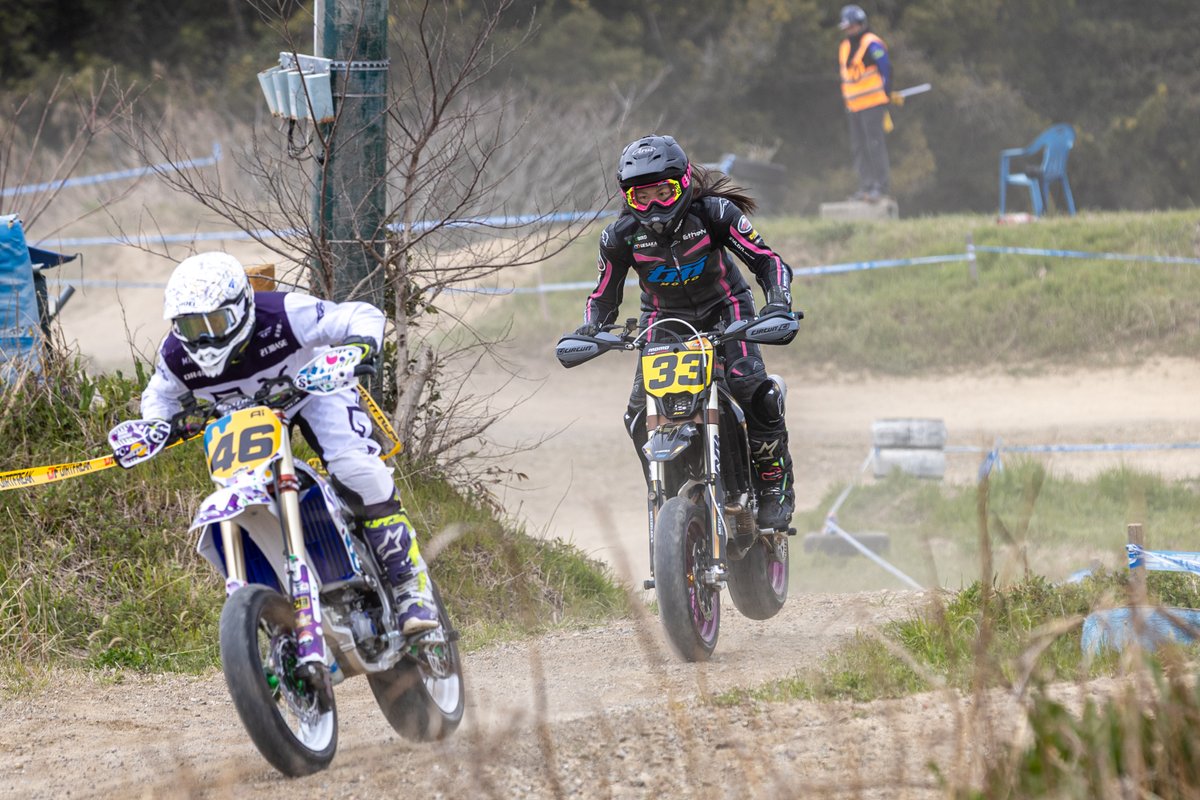 むらた tweet media