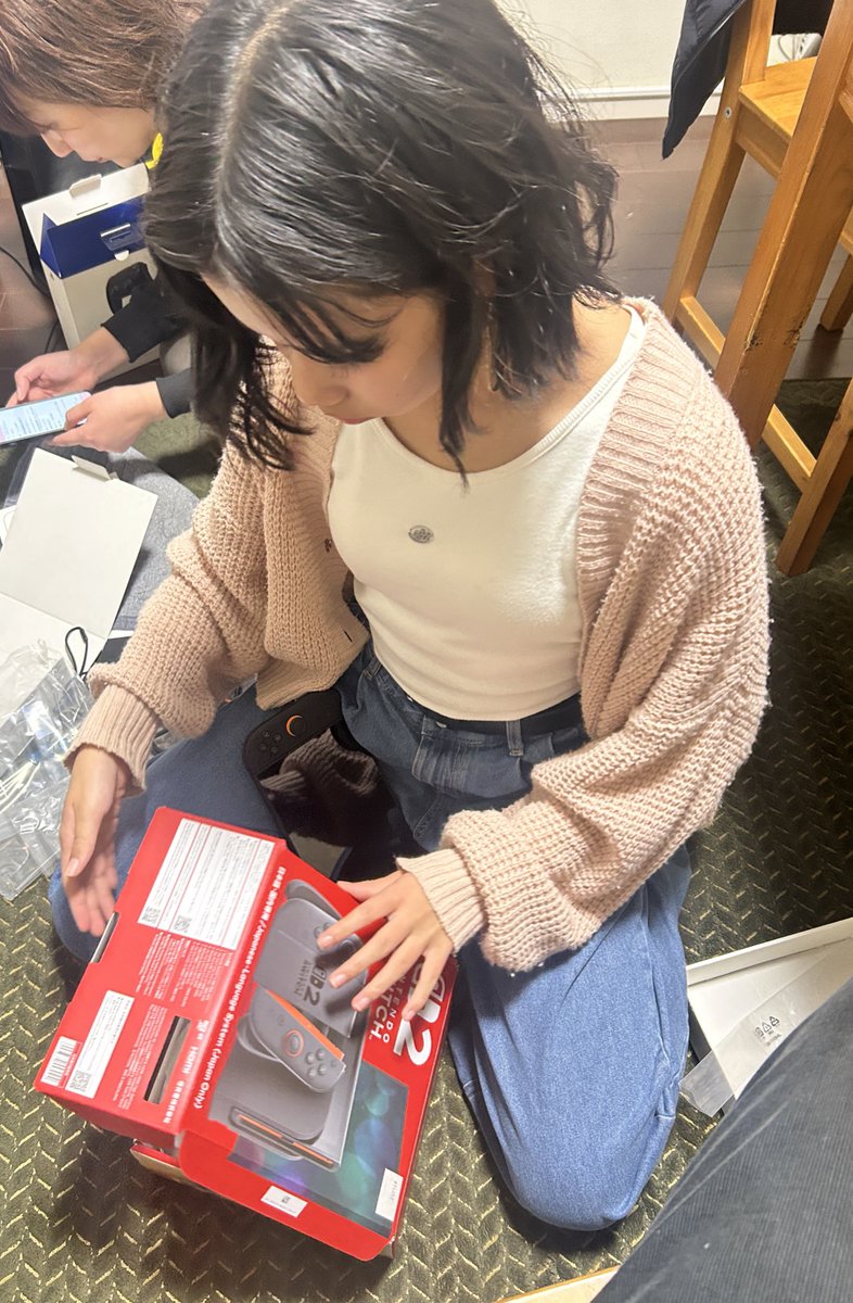 始祖鳥 tweet media