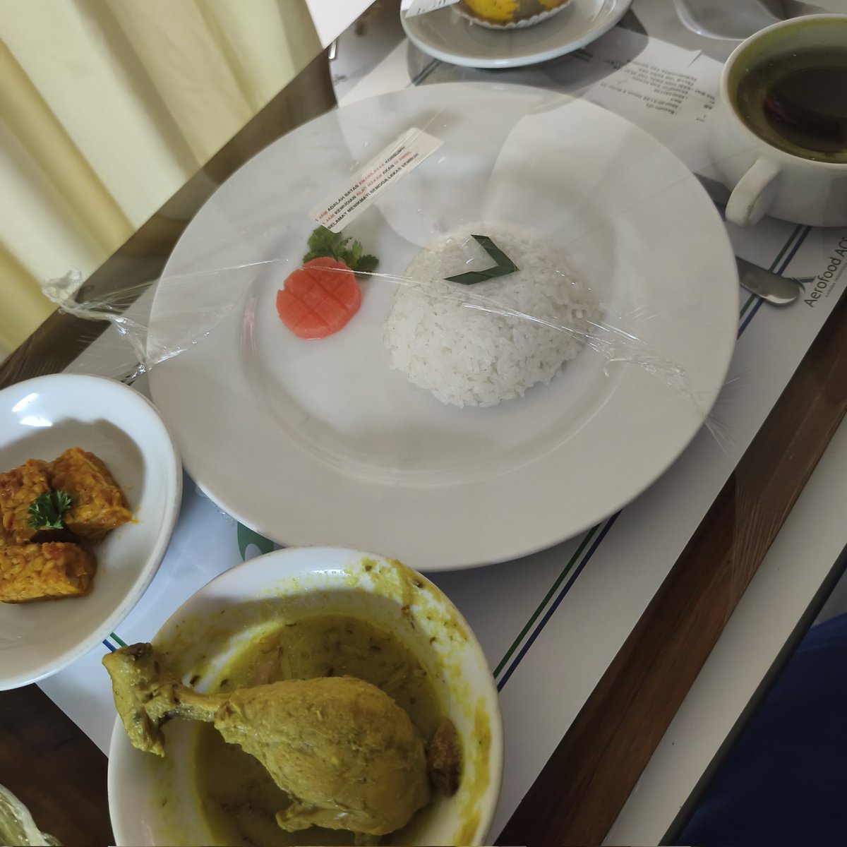 dera🍠 tweet media