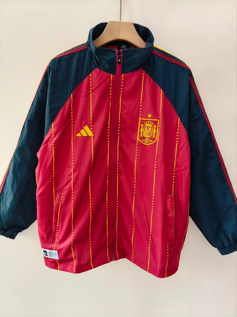 Futhoops tweet media