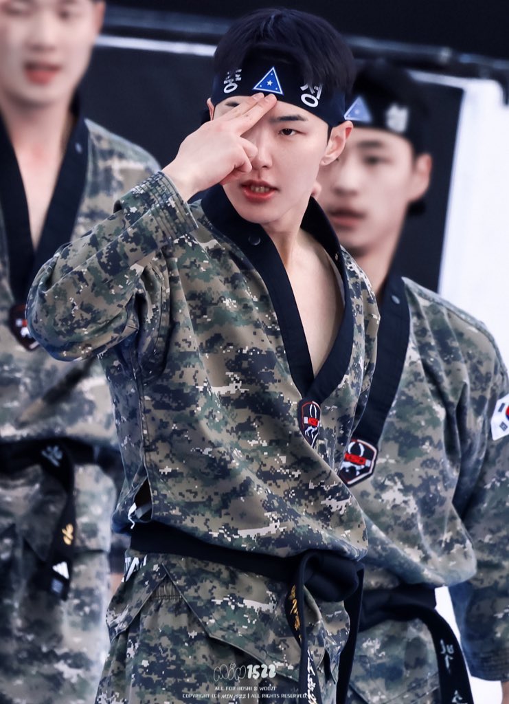 dee 👼🏻🍯 tweet media