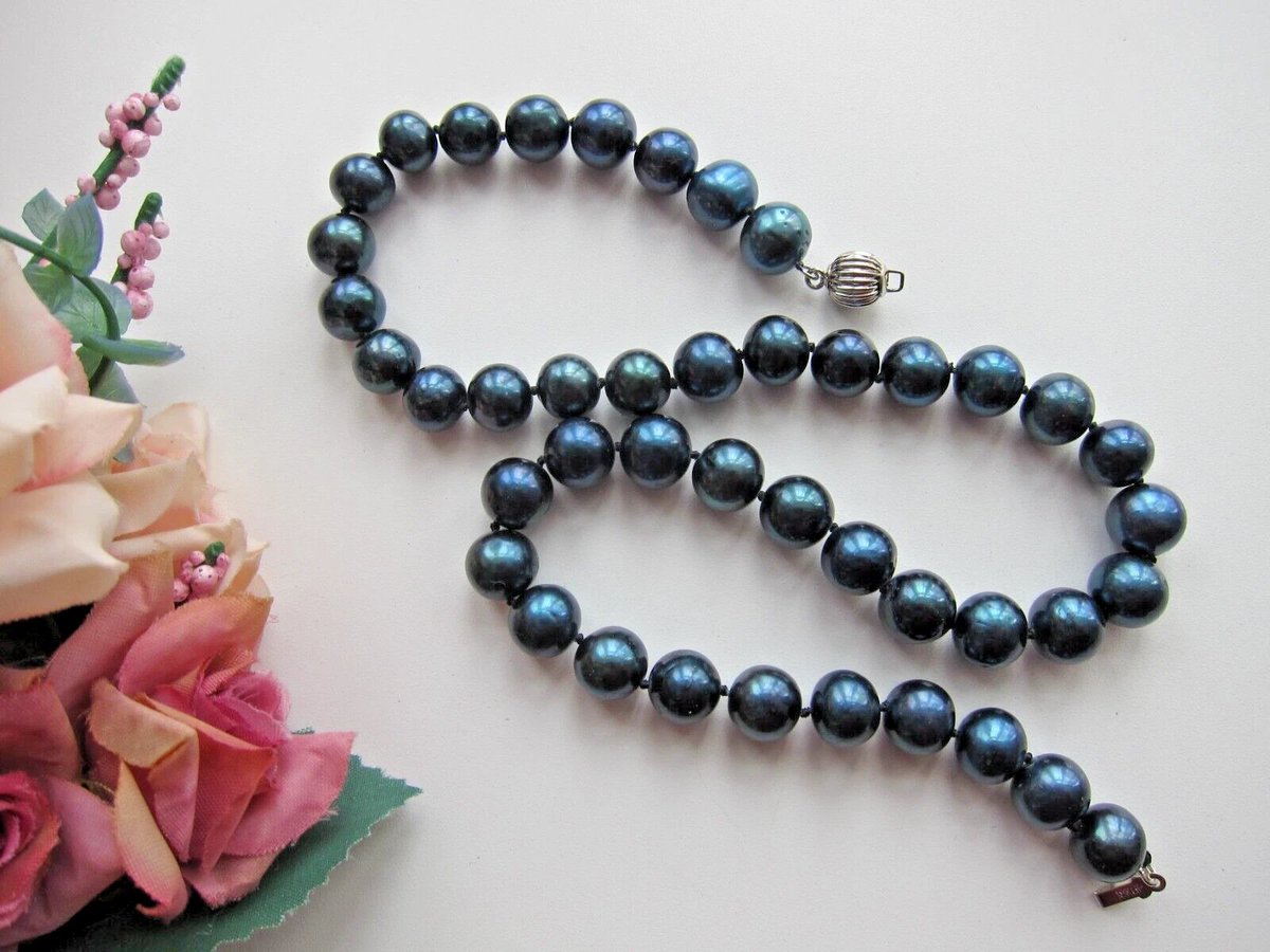 Ewa Maria Derrick tweet media