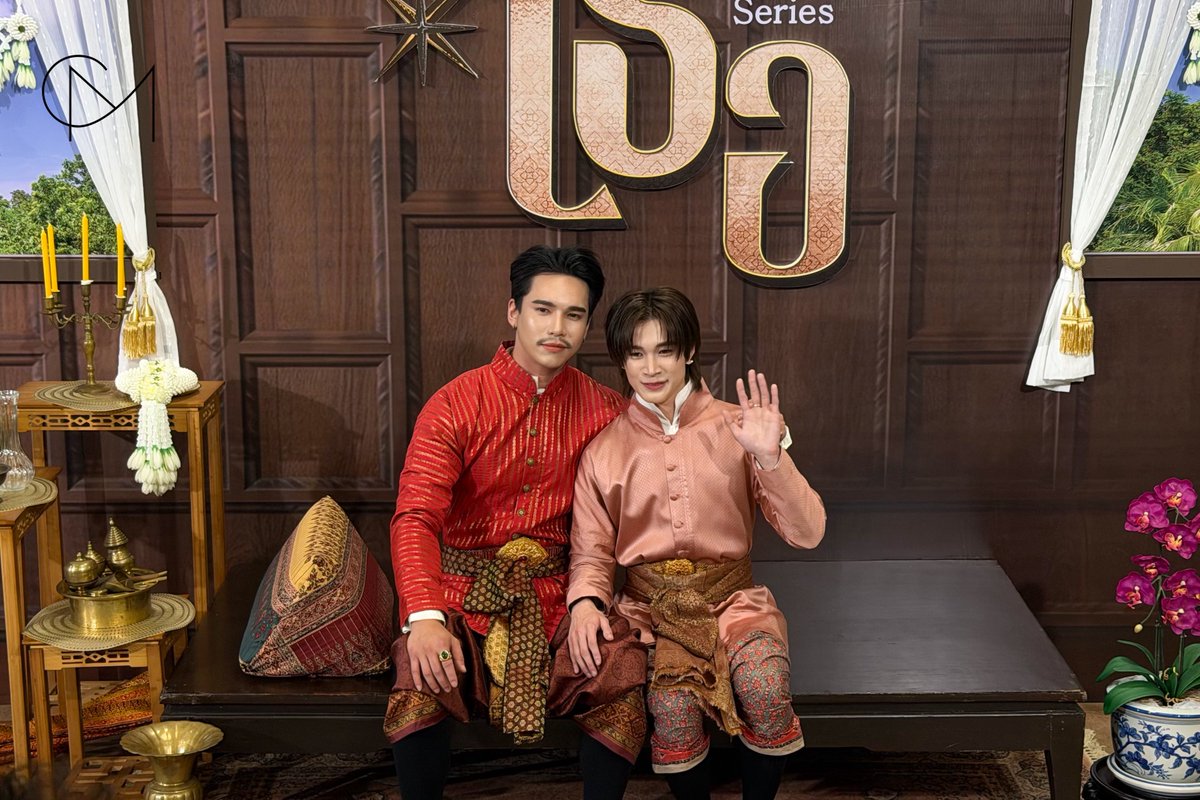 CM2 CONNECT tweet media