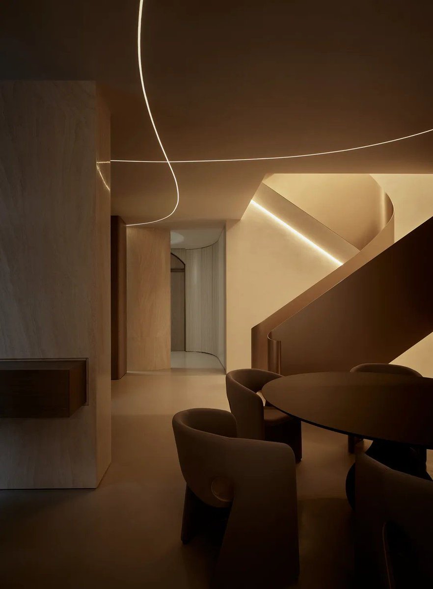 mathildegrossias tweet media