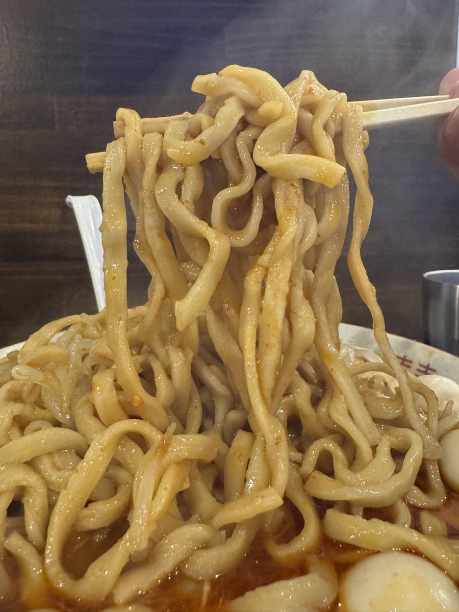 麺八珍 tweet media