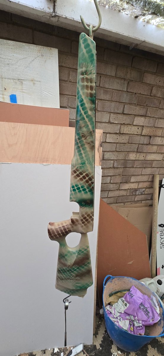 Under- dog tweet media