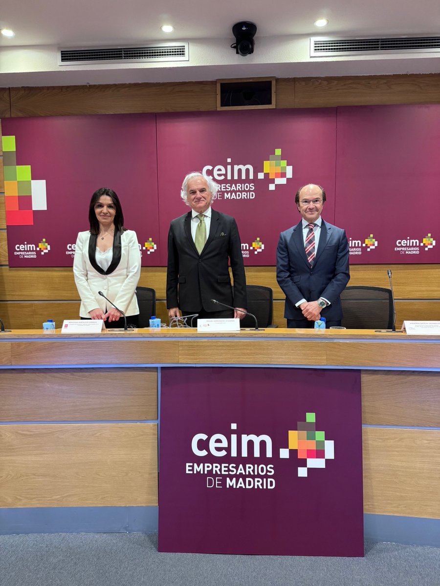 Gracias a <a href="/_CEIM_/">𝗖𝗘𝗜𝗠</a> por invitarme a compartir mesa con <a href="/mgarridocierva/">Miguel Garrido</a> y <a href="/edsicilia/">Eduardo Sicilia</a> para inaugurar la jornada Empleabilidad y Formación de Talento.

La colaboración entre las empresas, las universidades, el tejido industrial y los centros de investigación es fundamental para