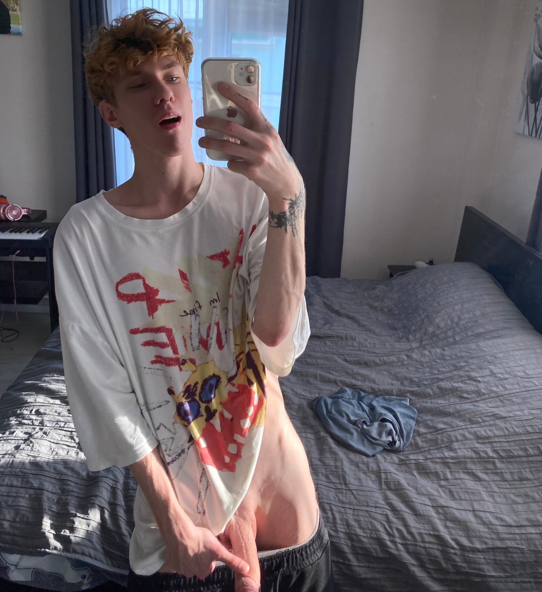 Swoop Boy tweet media