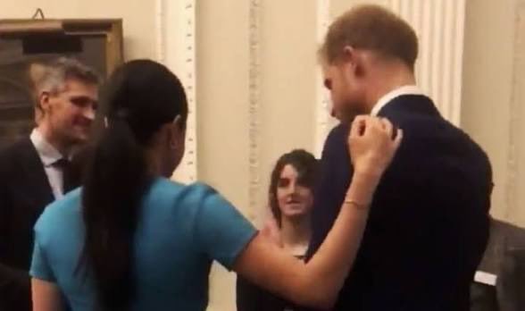 Royal Parody and Commentary - Royal Thoughts tweet media