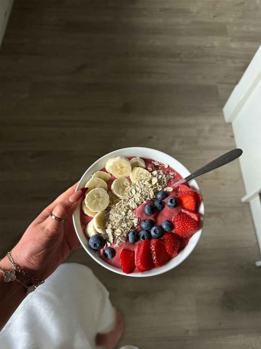 𝒞𝓁𝒶𝓈𝓈𝓎 tweet media