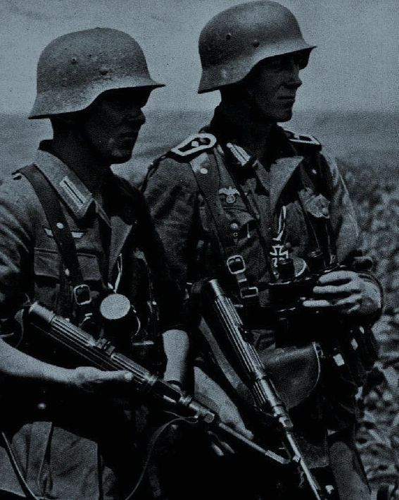 Warchillect tweet media