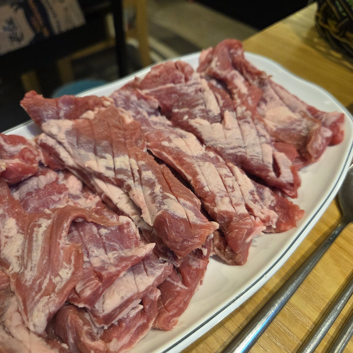 ___o________O_ tweet media