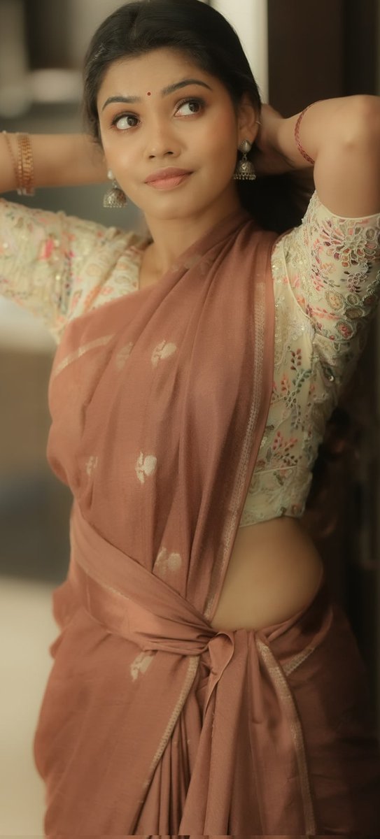 вєαυту qυєєηѕ н∂ ™ tweet media