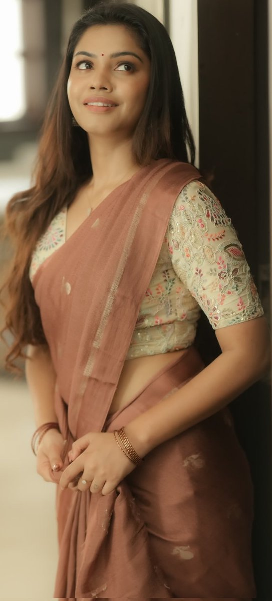 вєαυту qυєєηѕ н∂ ™ tweet media