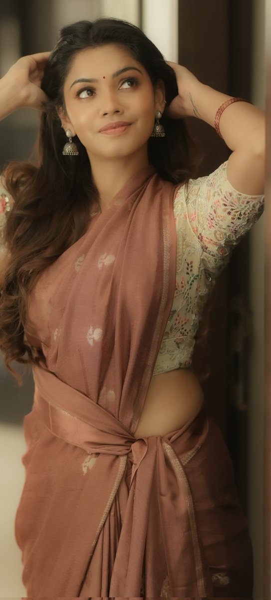 вєαυту qυєєηѕ н∂ ™ tweet media