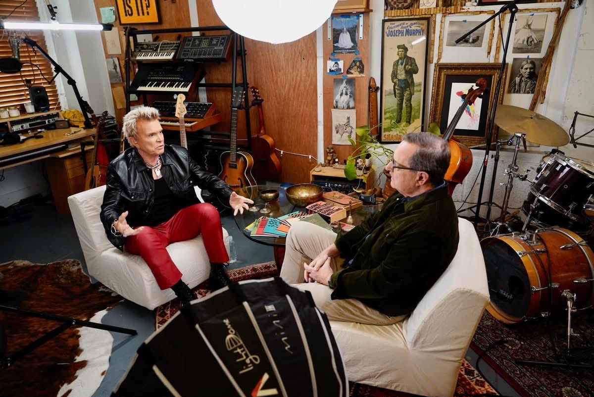 forresterbird's tweet photo. Billy idol on #cbsmornings promo for the the new documentary
'Billy Idol Should Be Dead' is available to stream now on @hulu in the US and @sky_uk in the UK. @BillyIdol π https://t.co/nxvkpY97Ky