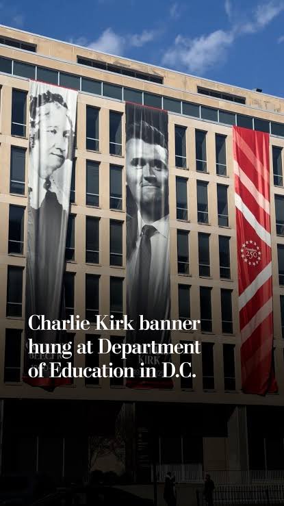 fxshea62Redux tweet media