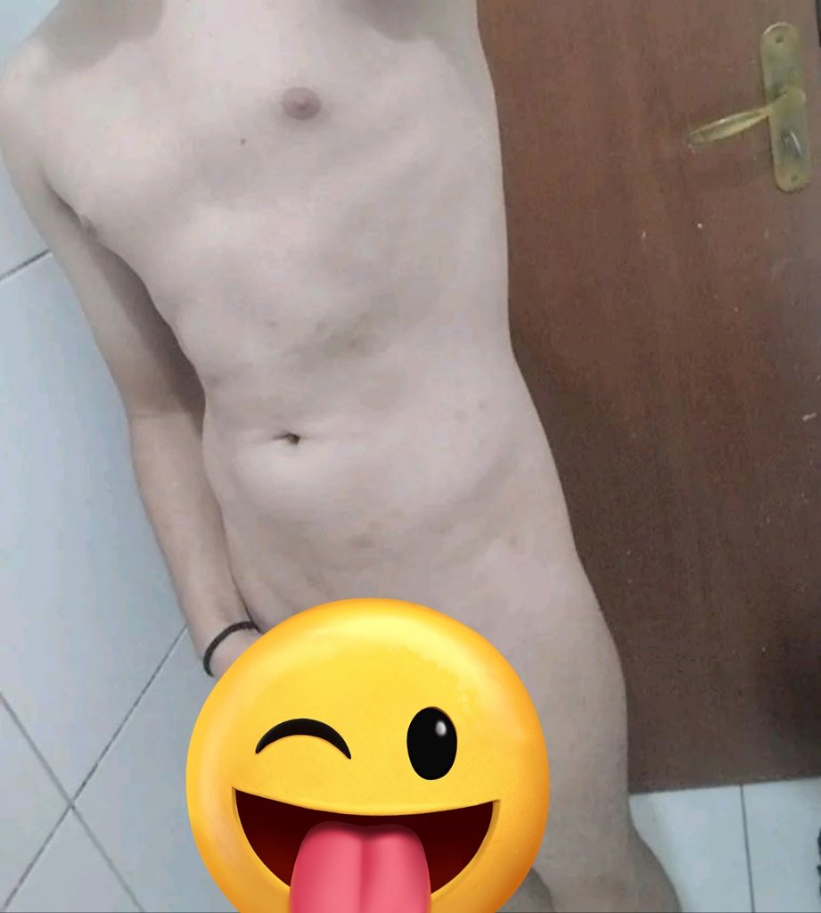 x4lan_'s tweet photo. Na minha bio tem a versão free só privacy com umas prévias. Mas aqui https://t.co/YDLYjtqq2P tá completinho pra vocês e tá no precinho pra gente começar. https://t.co/2u58iM6WLP