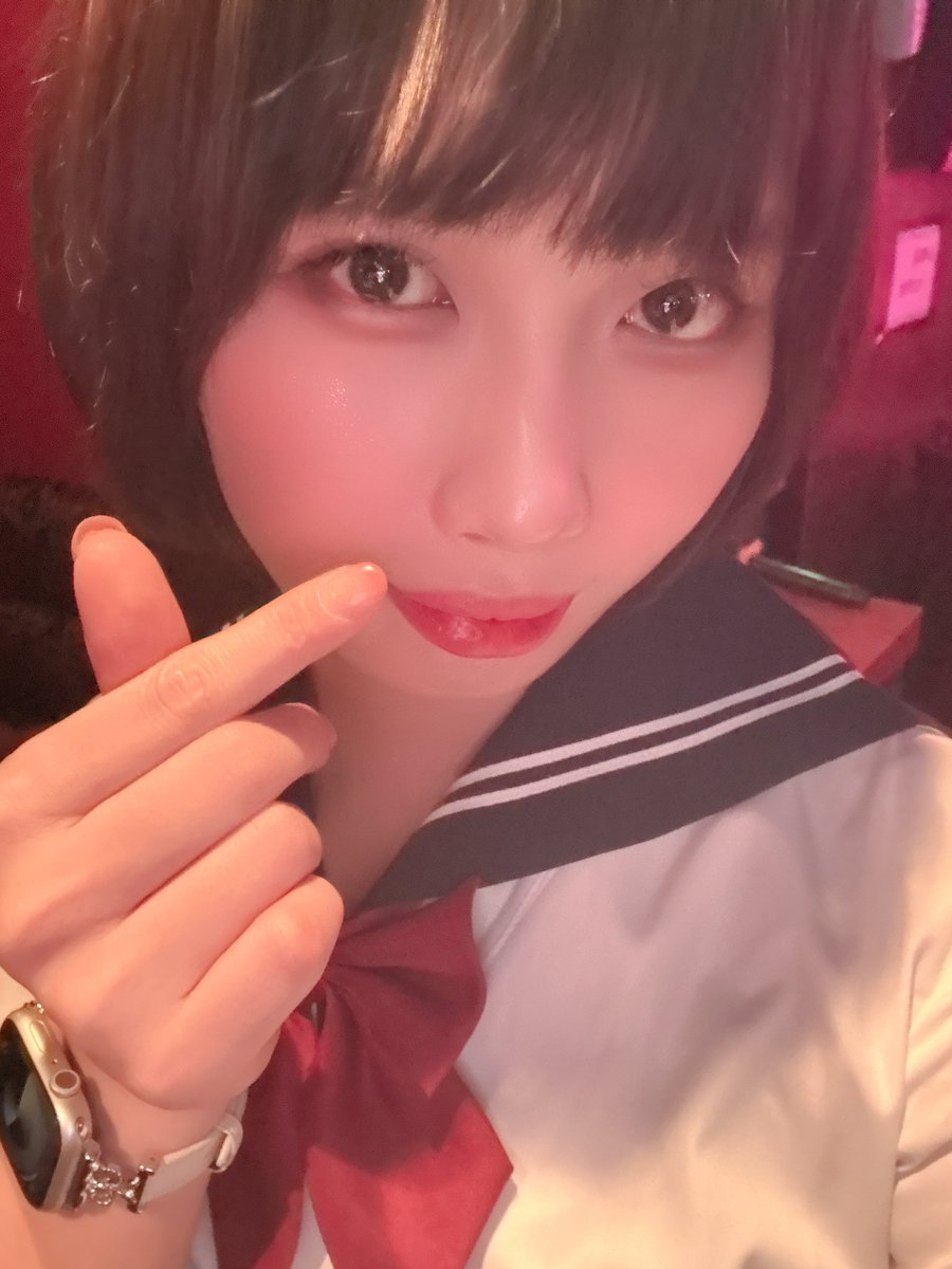 cd_soeuni's tweet photo. 오늘은 세라복을 입어봤어요 ㅎ.ㅎ
치마가 조금더 짧았으면 좋았을텐데!
오늘 소은이는 싱싱한 맛🤭
같이 놀아요~😘
#여장 #시디 #쉬멜 #sissy #tsgirl #男の娘 https://t.co/mYqsBYF2Rw