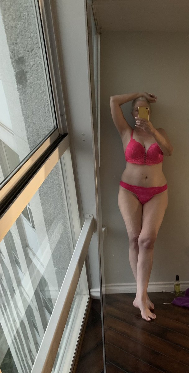 Christina🇨🇦 tweet media