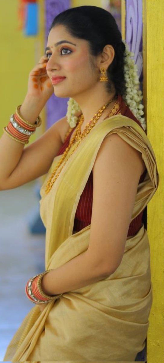 вєαυту qυєєηѕ н∂ ™ tweet media