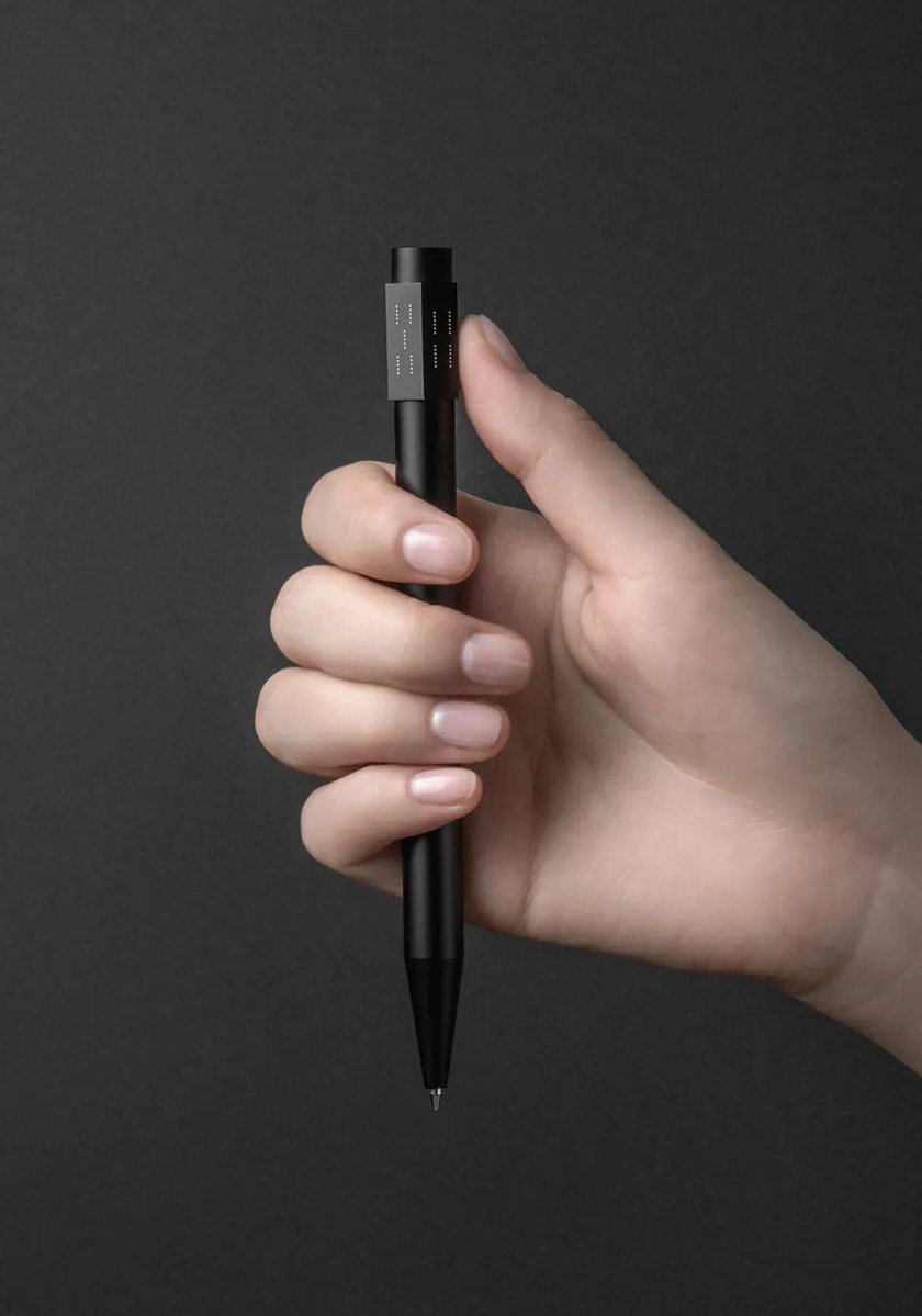 angela bell tweet media