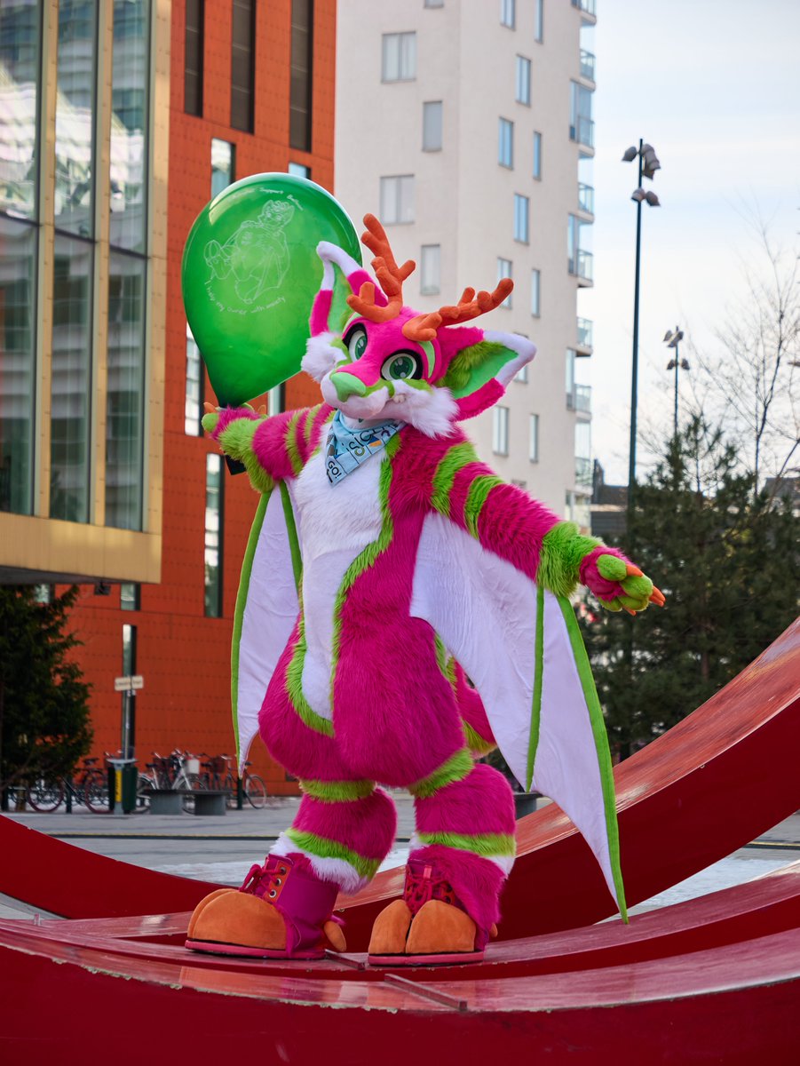 Lisichka tweet media